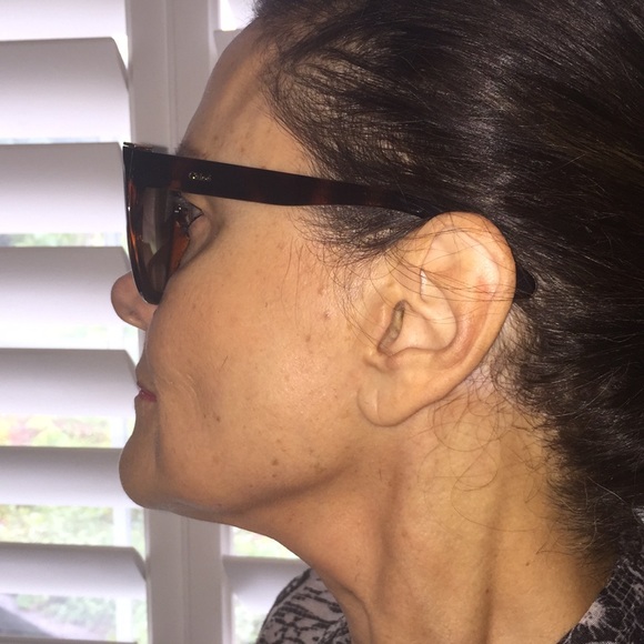 Chloe sunglasses new in bow with all credentials - Picture 7 of 7